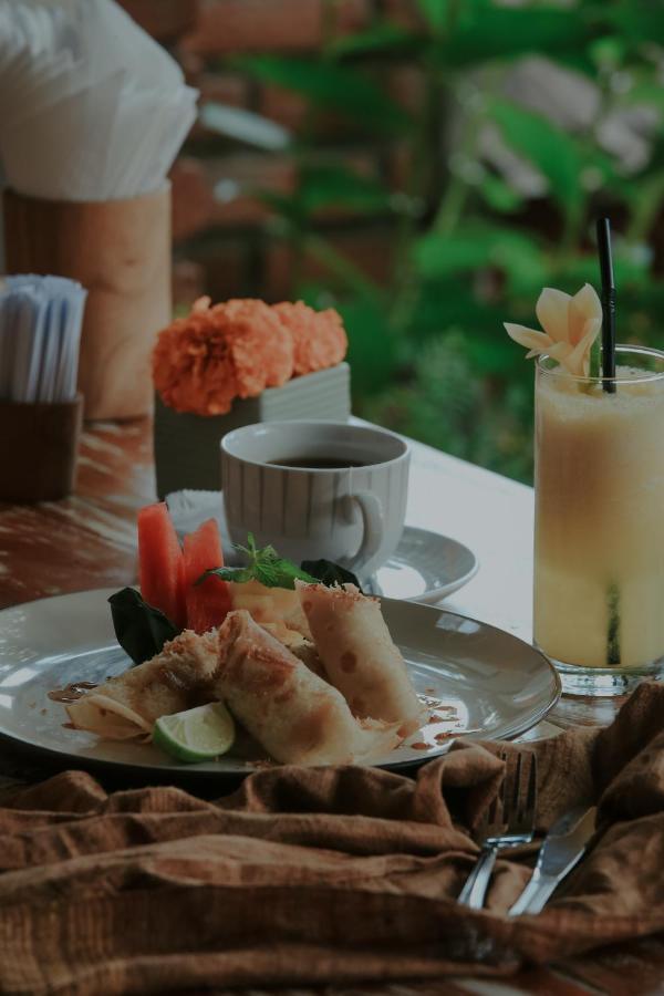 Lastana Suite Ubud Экстерьер фото
