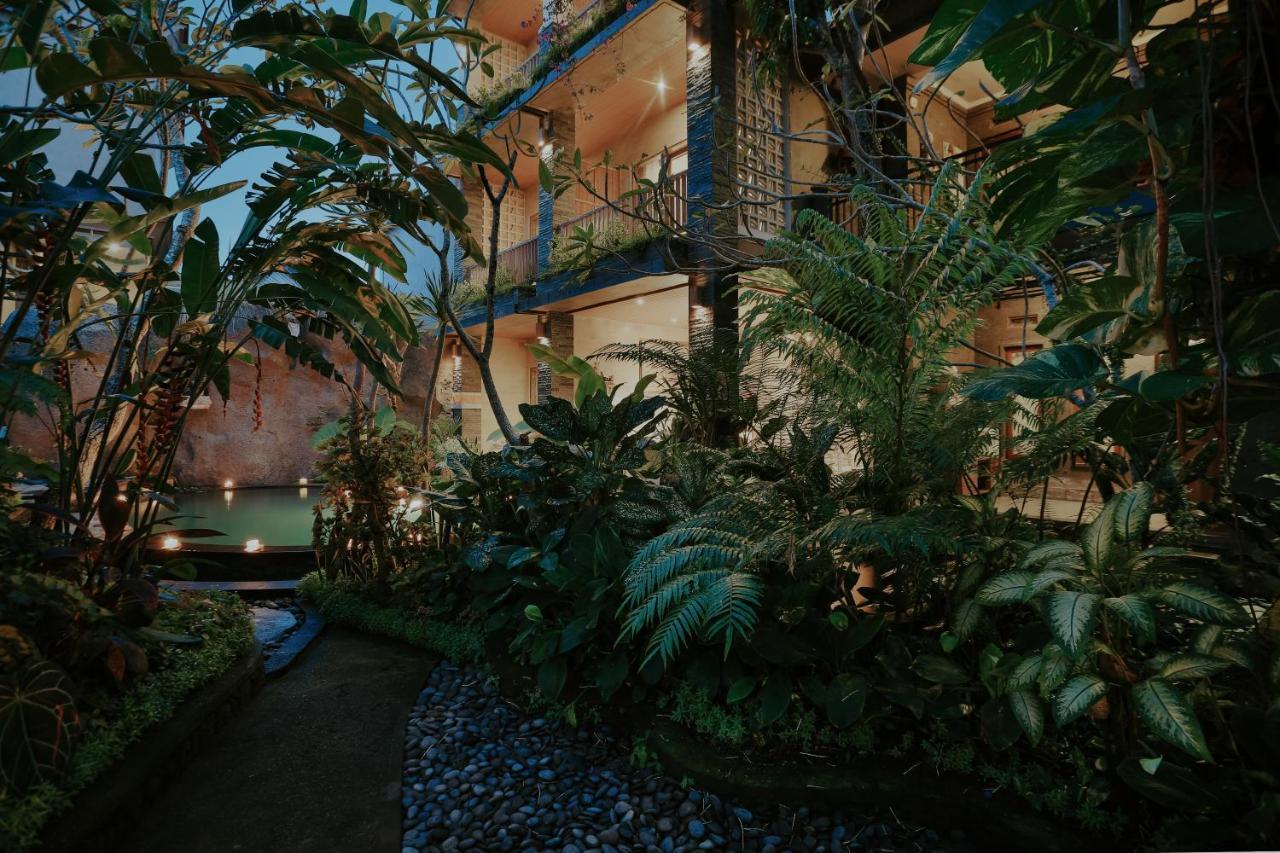 Lastana Suite Ubud Экстерьер фото